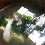 だしの素で簡単豆腐の澄まし汁